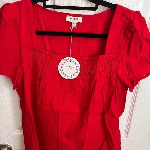 New Umgee USA Red Short Sleeve Smocked Square Neckline Blouse Top Cotton - Picture 9 of 9